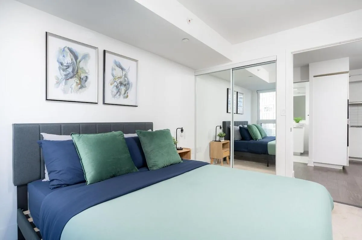 Condo Downtown 2 Beds Near Uoft Toronto Daire