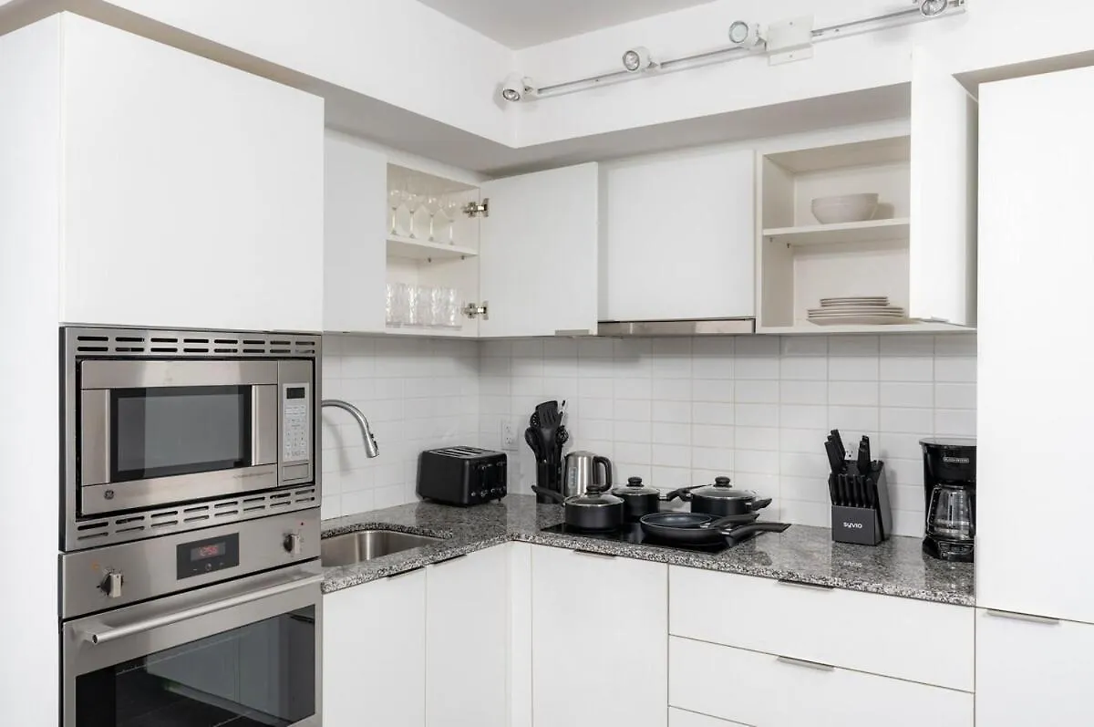 Condo Downtown 2 Beds Near Uoft Toronto 0*,