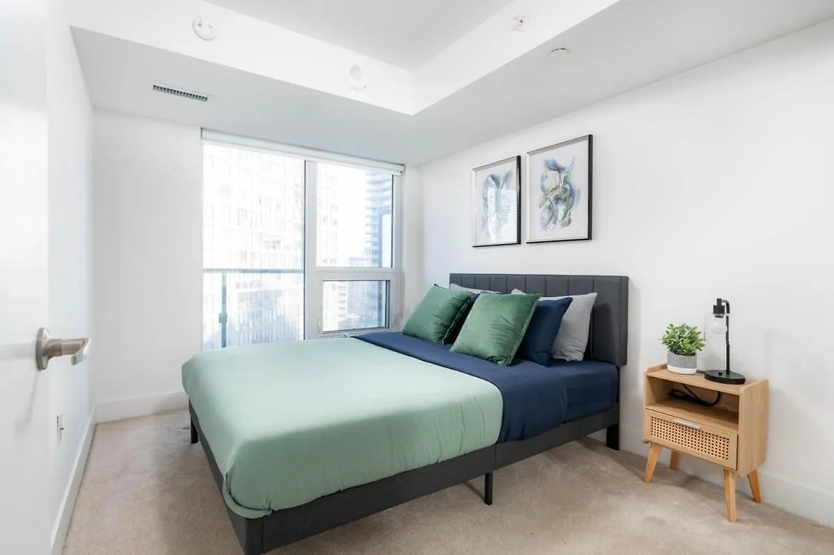 Condo Downtown 2 Beds Near Uoft Toronto Daire