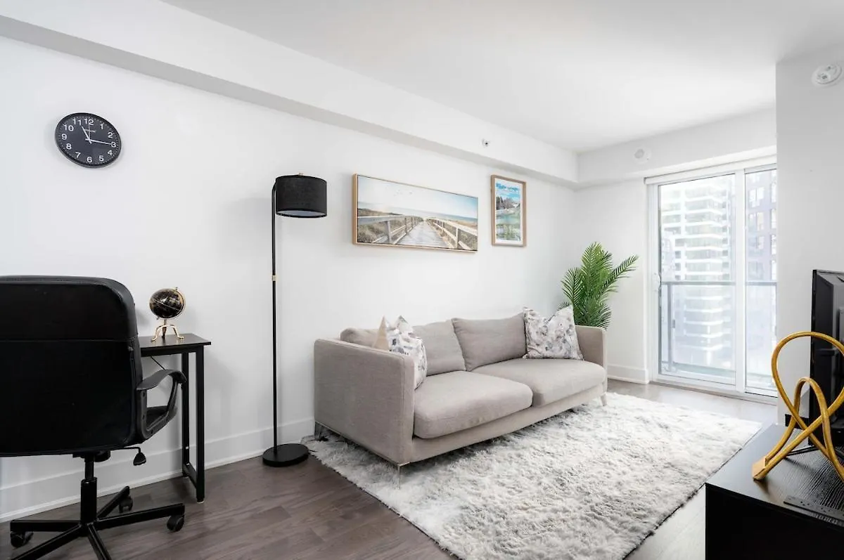 Condo Downtown 2 Beds Near Uoft Toronto Apartment