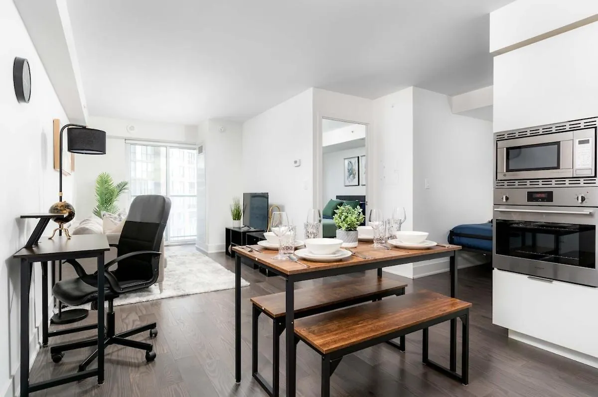 Daire Condo Downtown 2 Beds Near Uoft Toronto